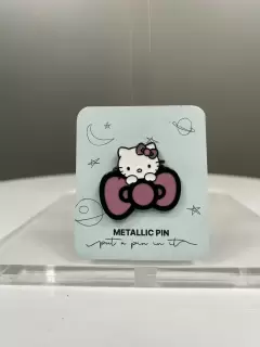 PIN HELLO KITTY LAZO