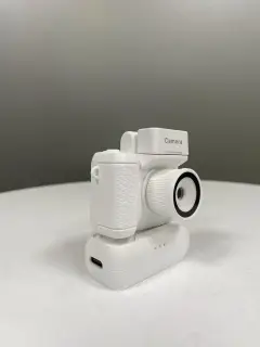 LLAVERO CAMARA CON TARJETA BLANCO