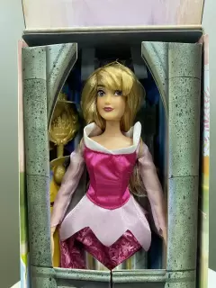 MUÑECA CLASICA AURORA