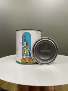 Franela Edición Limitada Hong Kong + Alcancía