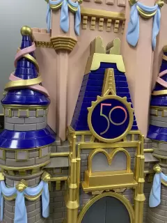 CASTILLO DISNEY 50 ANIVERSARIO