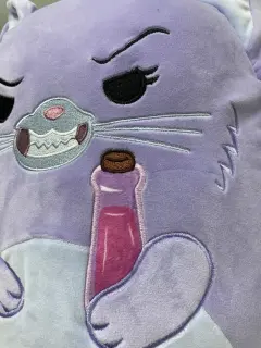 PELUCHE YZMA SQUISHMALLOWS