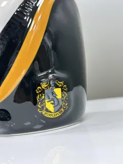 TAZA UNIFORME HUFFLEPUFF