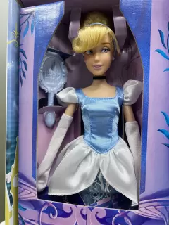 MUÑECA CLASICA CENICIENTA