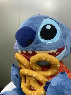 PELUCHE STITCH SNACK PRETZEL 1/12