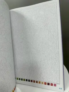 LIBRO PARA COLOREAR PORTADA ALADDIN