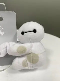 MOÑERA CON PELUCHE BAYMAX