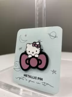 PIN HELLO KITTY LAZO