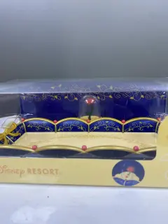 JABONERA ROSA BELLA Y BESTIA